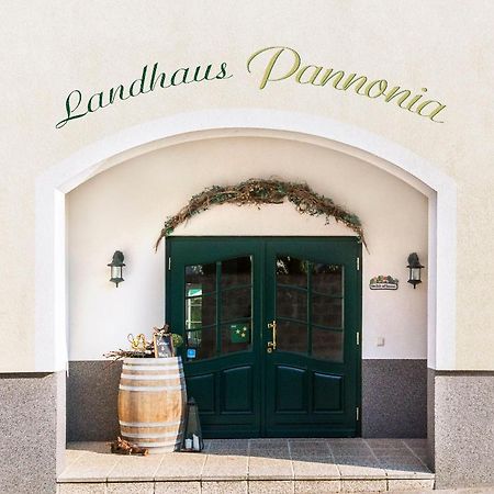 Landhaus Pannonia Fertőmeggyes Kültér fotó